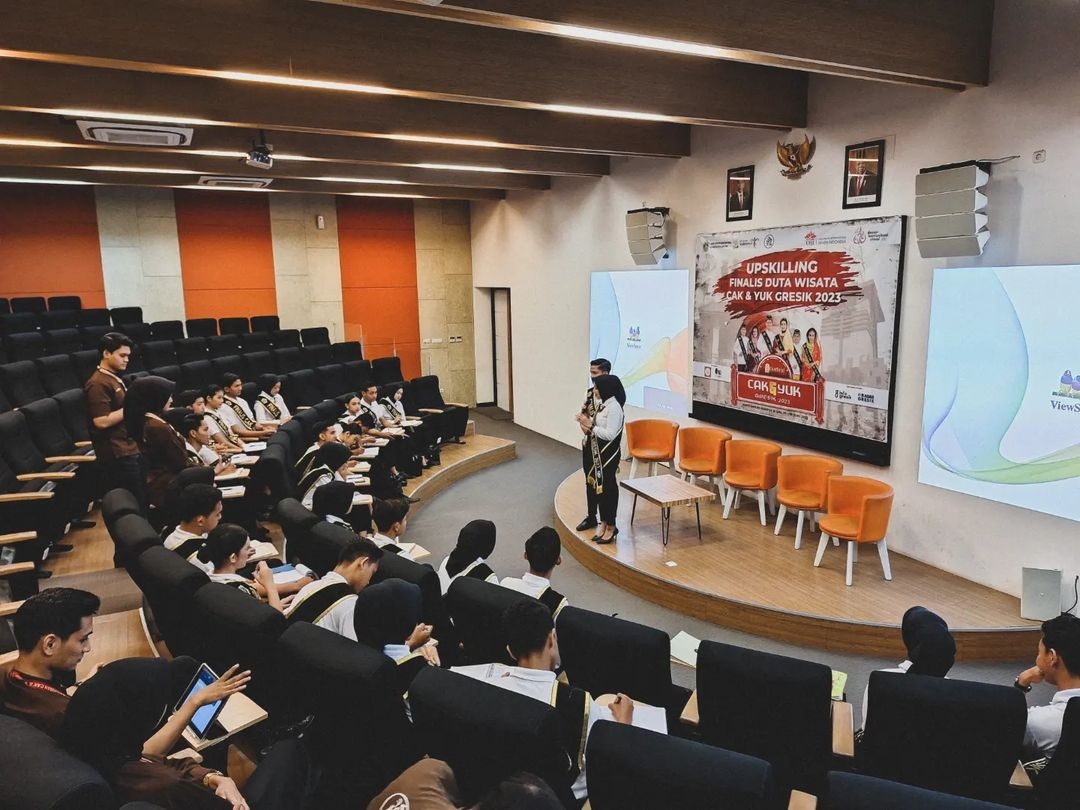 PRA KARANTINA: Finalis Cak dan Yuk Gresik jalani pra karantina selama dua hari di UISI.