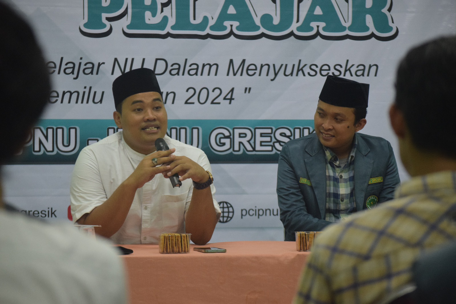 KPU  Gresik telah menetapkan daftar pemilih tetap (DPT) sebanyak 961.992 pemilih. Jumlah tersebut diharapkan bisa menggunakan hak suaranya pada 14 Februari 2024.