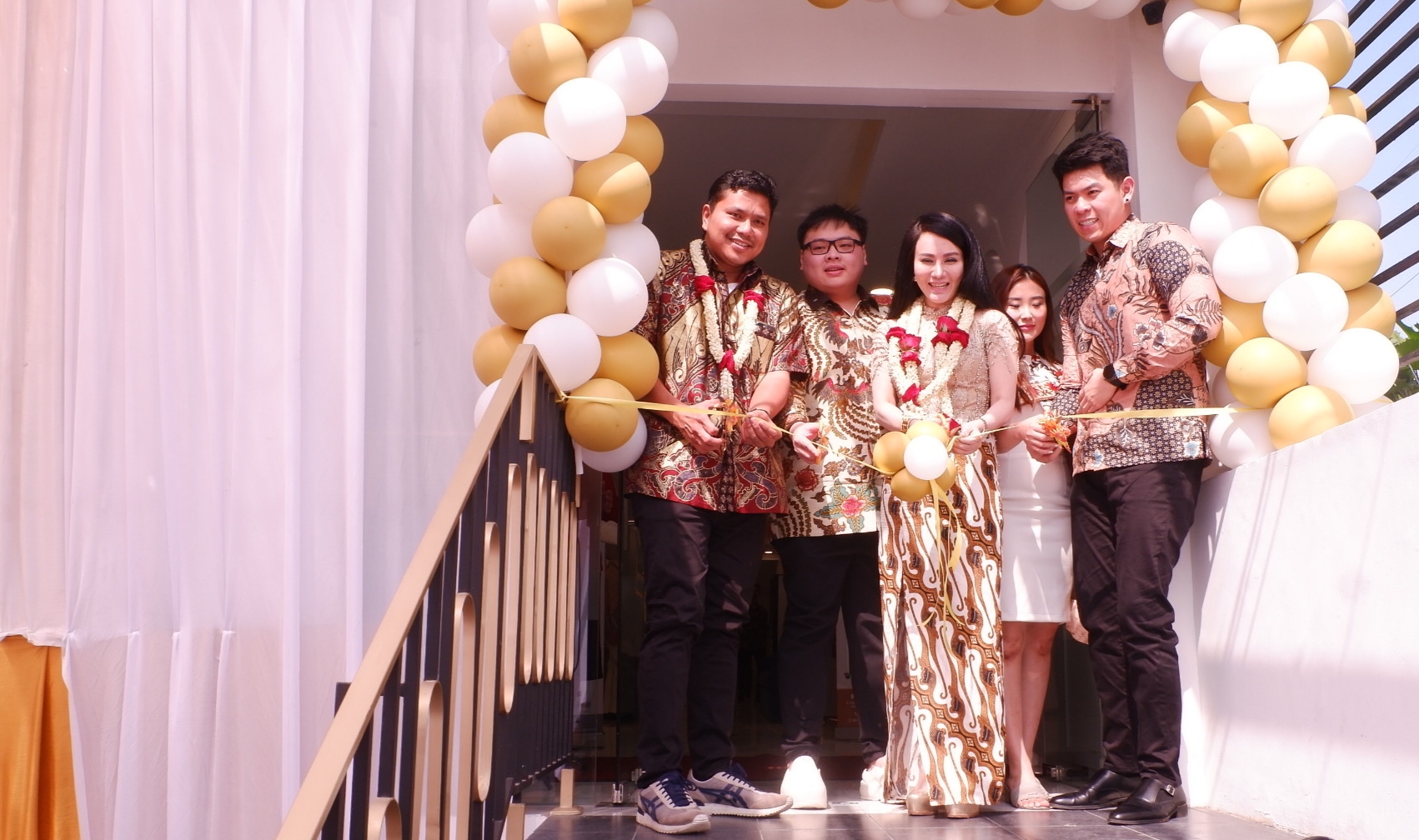RESMI DIBUKA : Bening