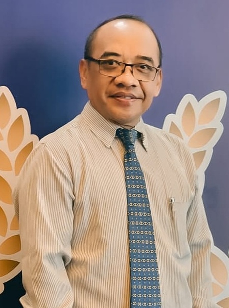 Al Kusani, Direktur Utama Perumda Bank Gresik.