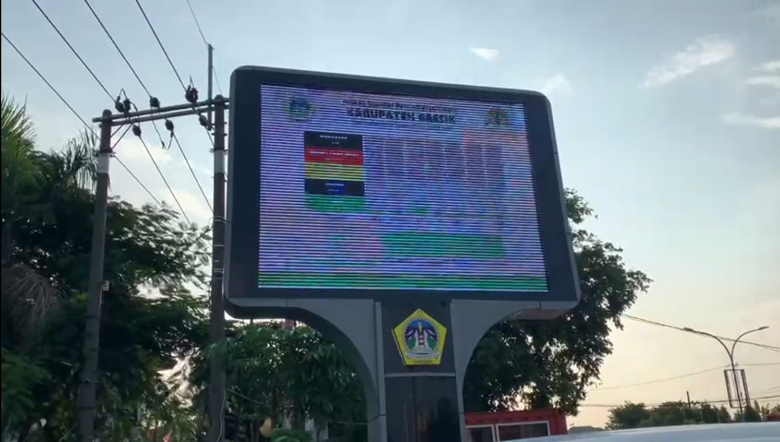 KONDISI UDARA: DLH menampilkan kualitas udara di Videotron secara realtime.