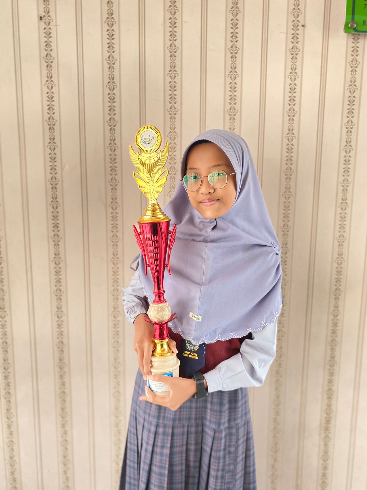 Salwa Jazirah Putri Al-Firdausi, Siswi SMP Islamic Qon Gresik