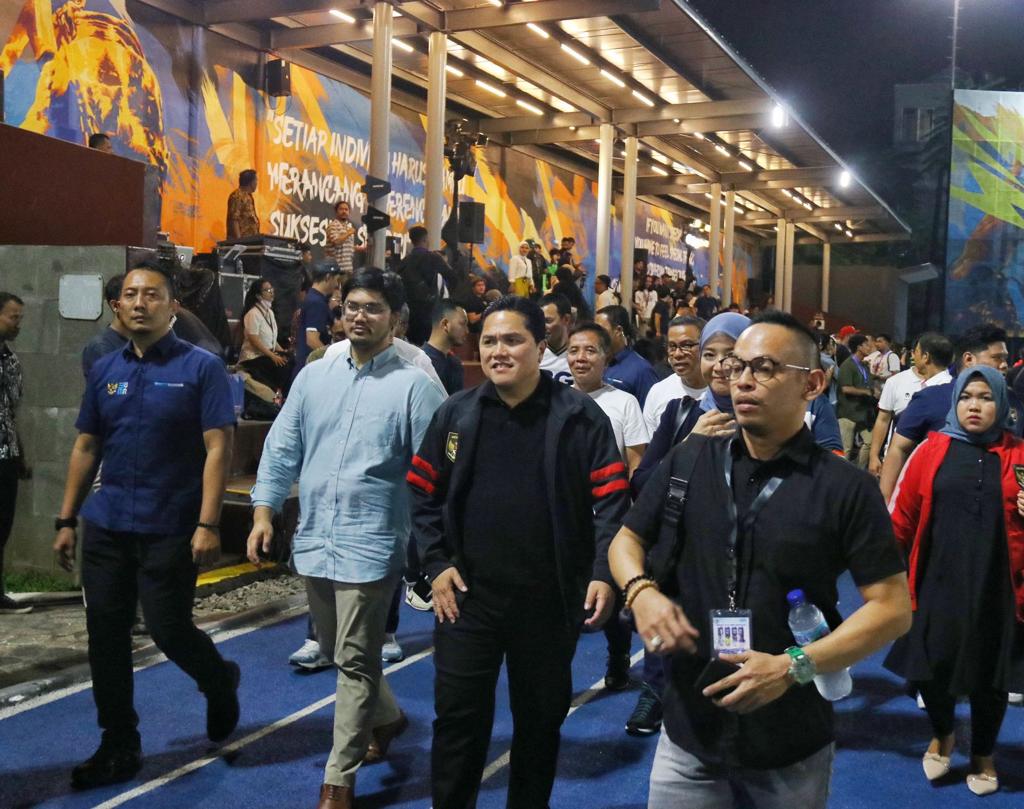 Elektabilitas Ketua Umum (Ketum) PSSI Erick Thohir sebagai Calon Wakil Presiden (Cawapres) melambung tinggi di wilayah Jawa Timur