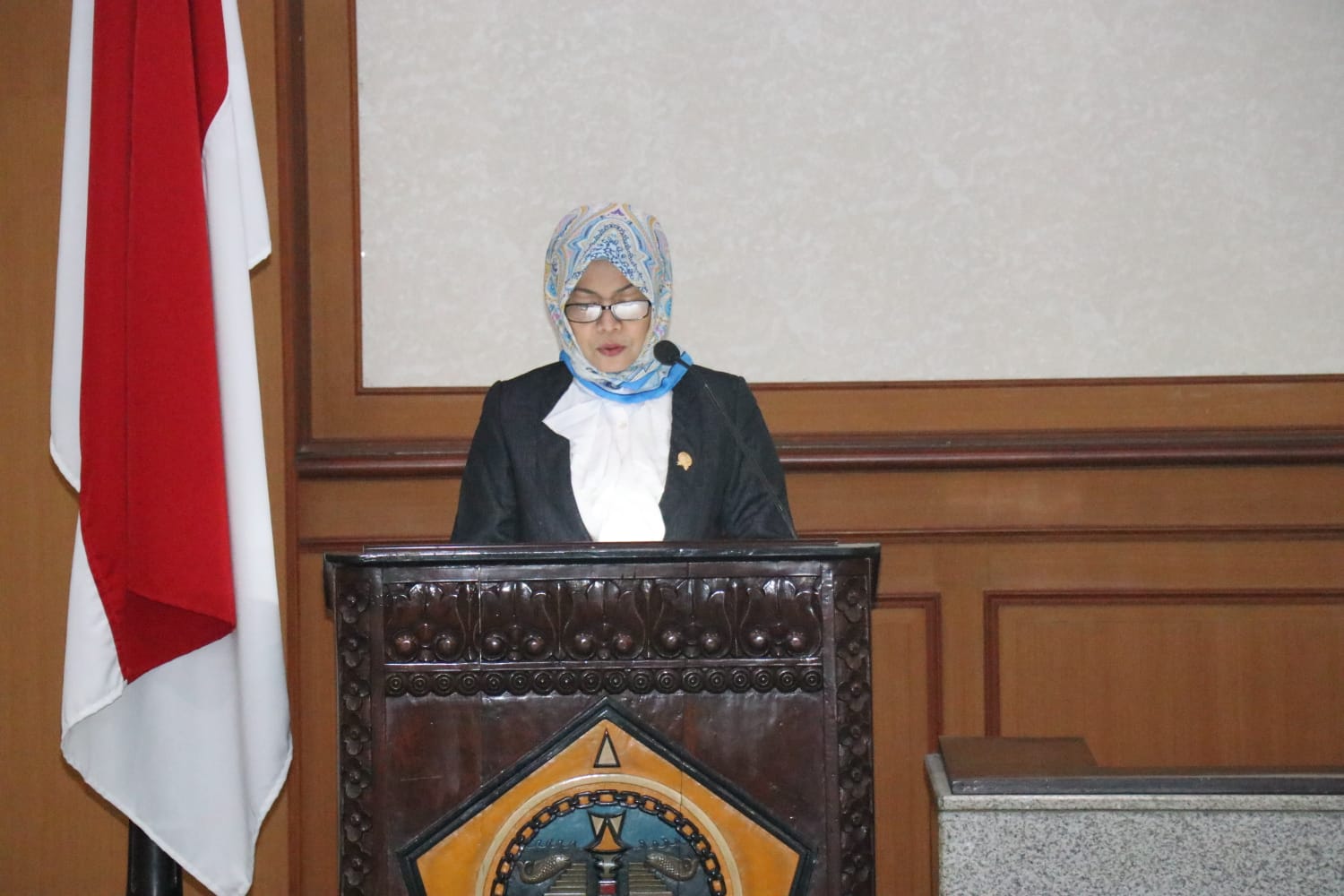 Anggota Fraksi Golkar Lusi Kustianah