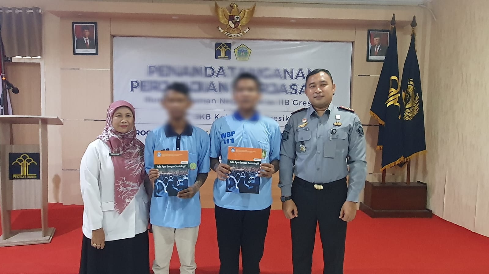 DUKUNG PENDIDIKAN: Rutan Kelas IIB Gresik menggandeng UPT Sanggar Kegiatan Belajar (SKB) Kabupaten Gresik untuk program pendidikan kejar paket bagai warga binaan.