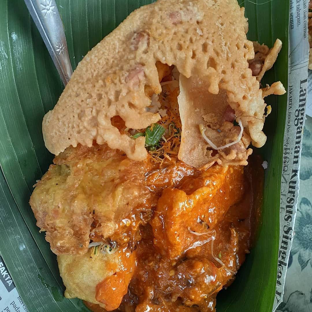 WARISAN KULINER : Sego Boran merupakan salah satu warisan kuliner khas Lamongan yang banyak diminati hingga saat ini.