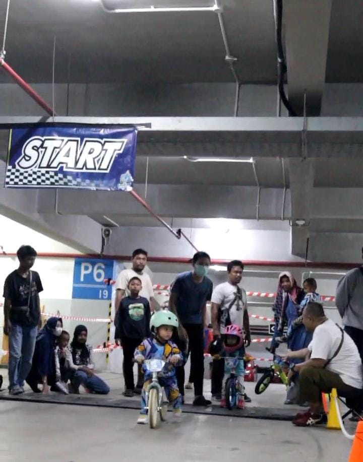 Terdorong Hobi&nbsp; : Penjualan sepeda di Kabupaten Gresik terdorong olahraga Push Bike.