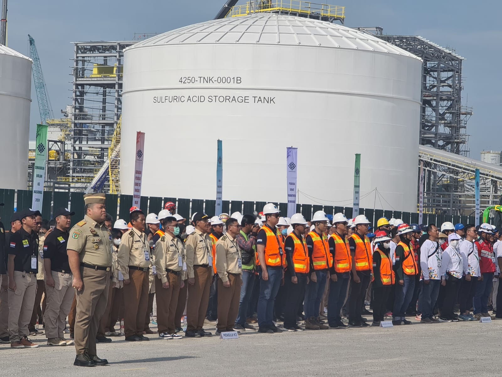 ZERO ACCIDENT : Berkat kedisiplinan proyek Smelter Freeport cetak 32 juta jam tanpa laka kerja.