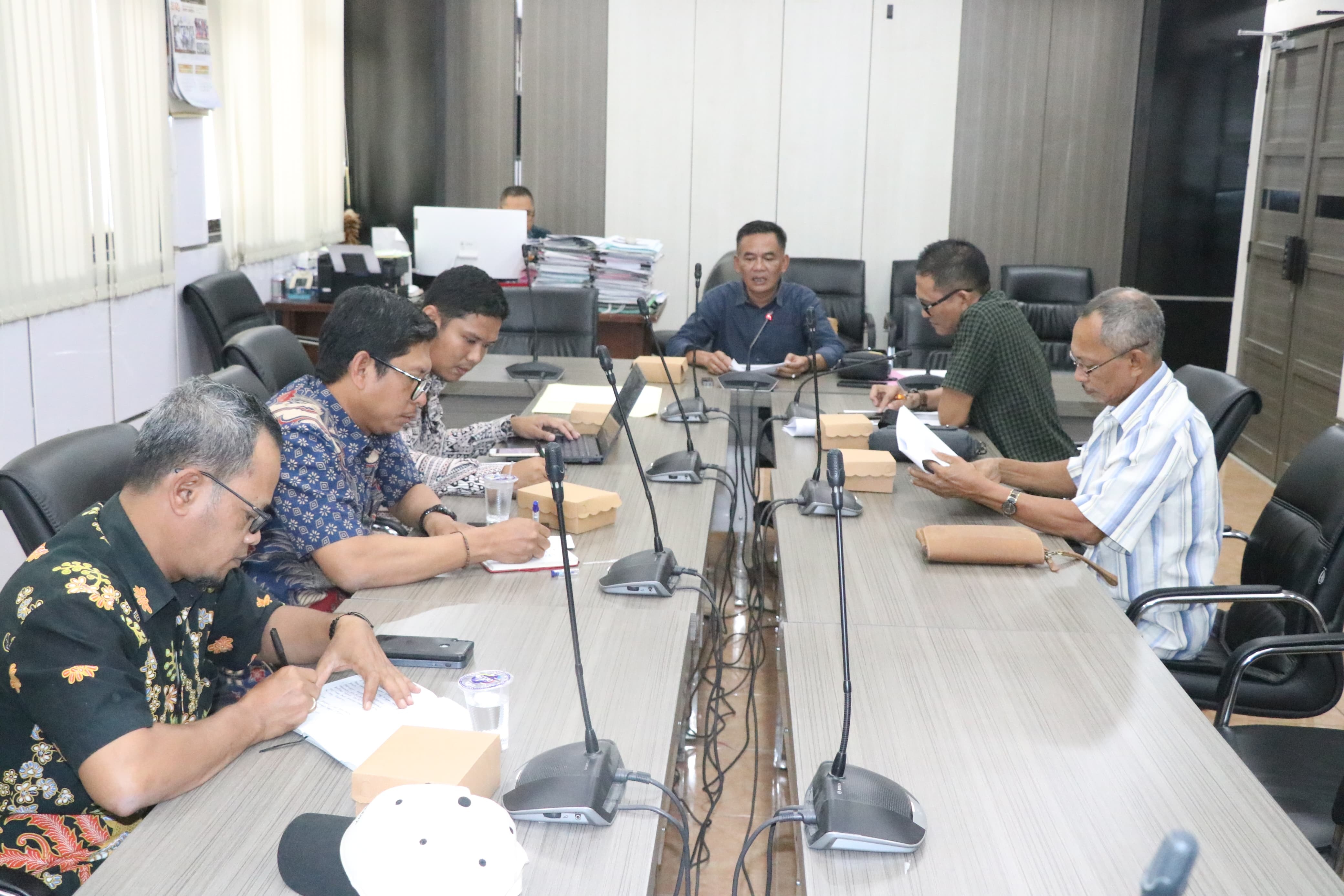 RDP: Komisi III DPRD Gresik menggelar rapat dengar pendapat (RDP) dengan Dinas PU terkait banjir.