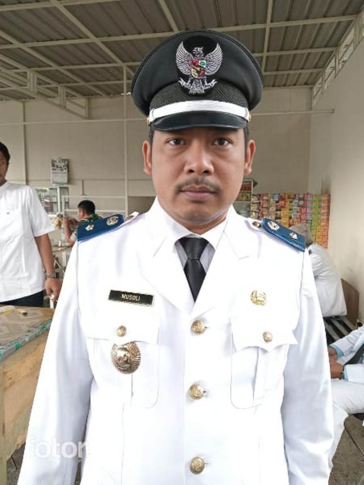Musoli, Kepala Desa Betiting, Kecamatan Cerme.