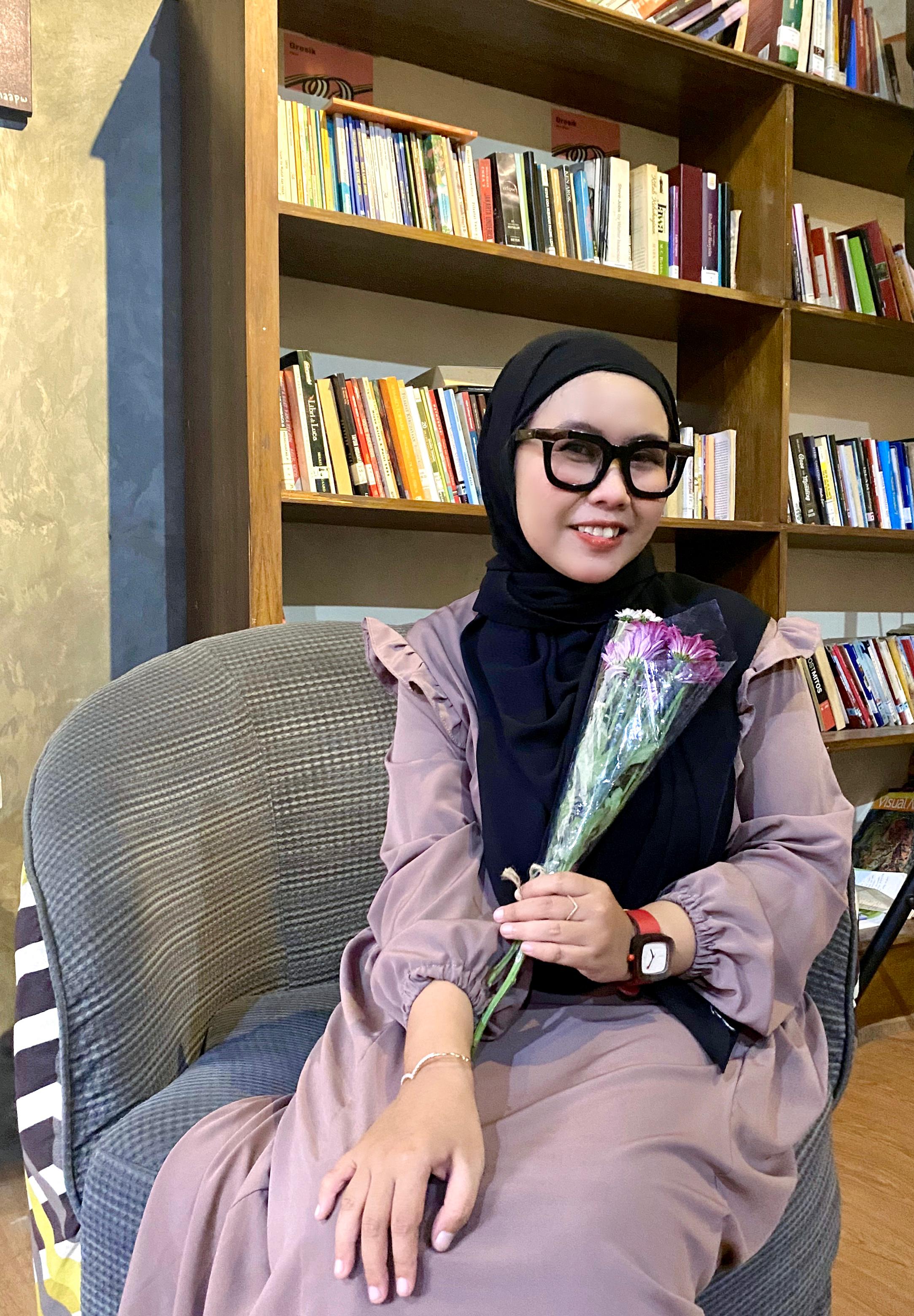 Fatwa Amalia R , Ilustrator Buku.