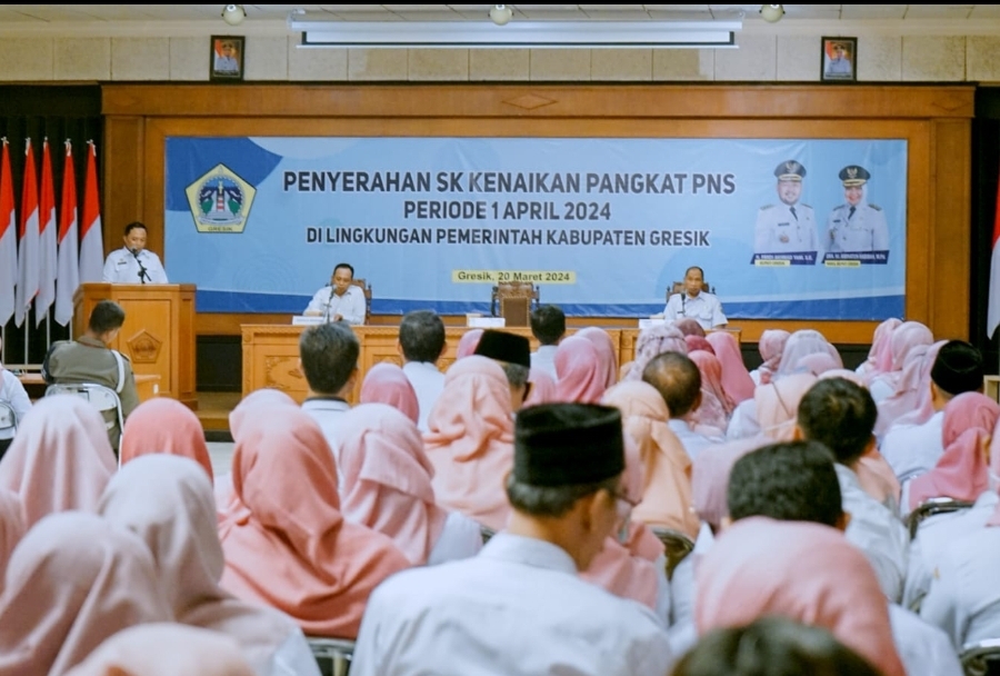 MASIH DIPROSES: ASN Pemkab Gresik masih menunggu pembayaran TTP THR yang masih diproses di BPPKAD.