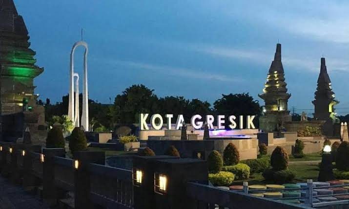 KOTA INDUSTRI: Sejarah nama Kota Gresik dari masa ke masa yang kini terkenal menjadi kota santri.