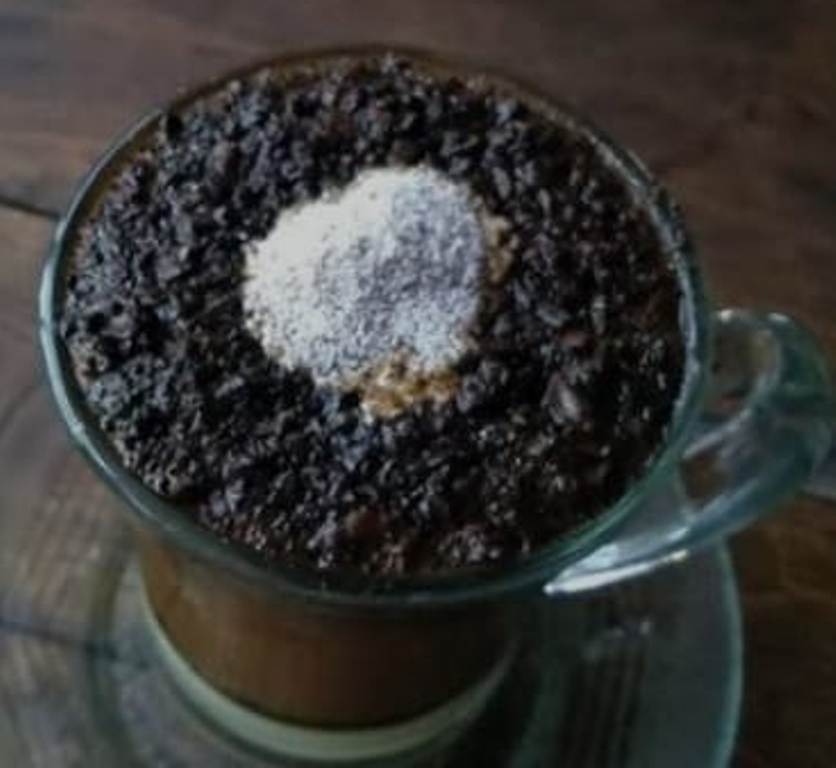 Kopi kasar saring Khas Gresik yang menjadi surganya penikmat kopi.
