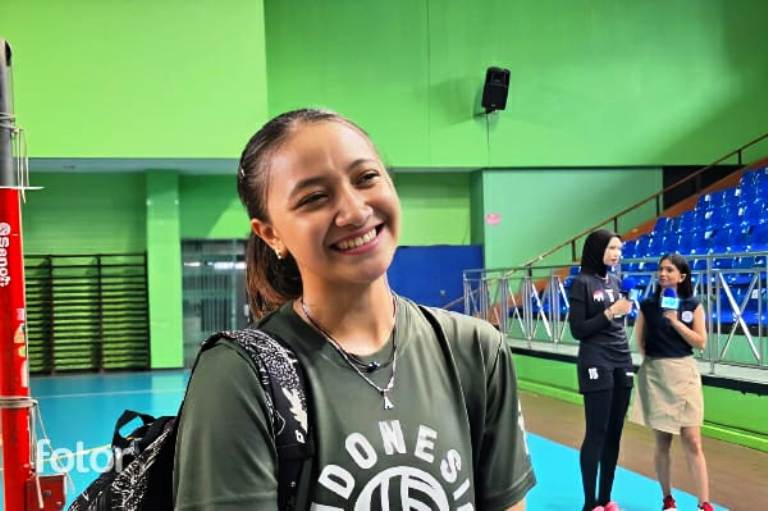 Aulia Suci Nurfadila, Pemain Bola Voli Putri Petrokimia Gresik