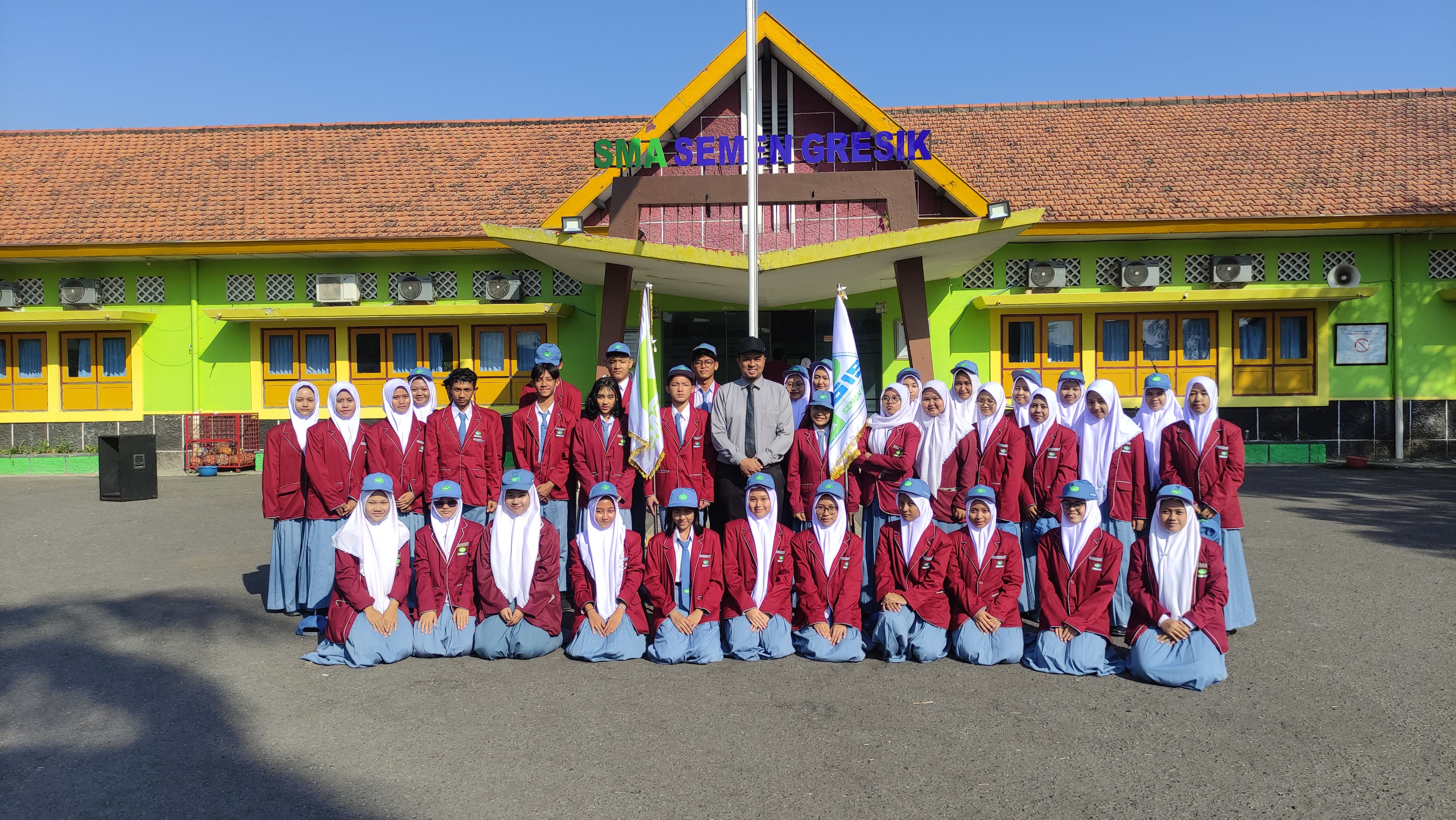 Membanggakan : SMA Semen Gresik salah satu sekolah Menengah Atas favorit di Gresik