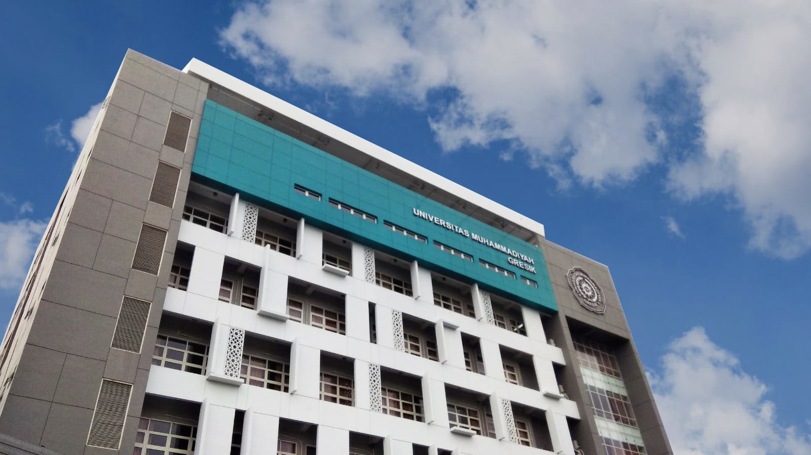 TERBAIK :  Universitas Muhamadiyah Gresik (UMG) selalu memberikan inovasi agar dapat memberikan layanan pendidikan yang terbaik bagi para mahasiswanya.