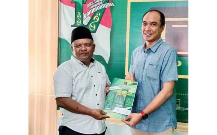 PILBUP: Gus Yani diwakili Kaji Riqi mendaftarkan diri ke PPP, sedangkan dr Asluchul Alif bersama partai non parlemen yang siap mendukungnya.