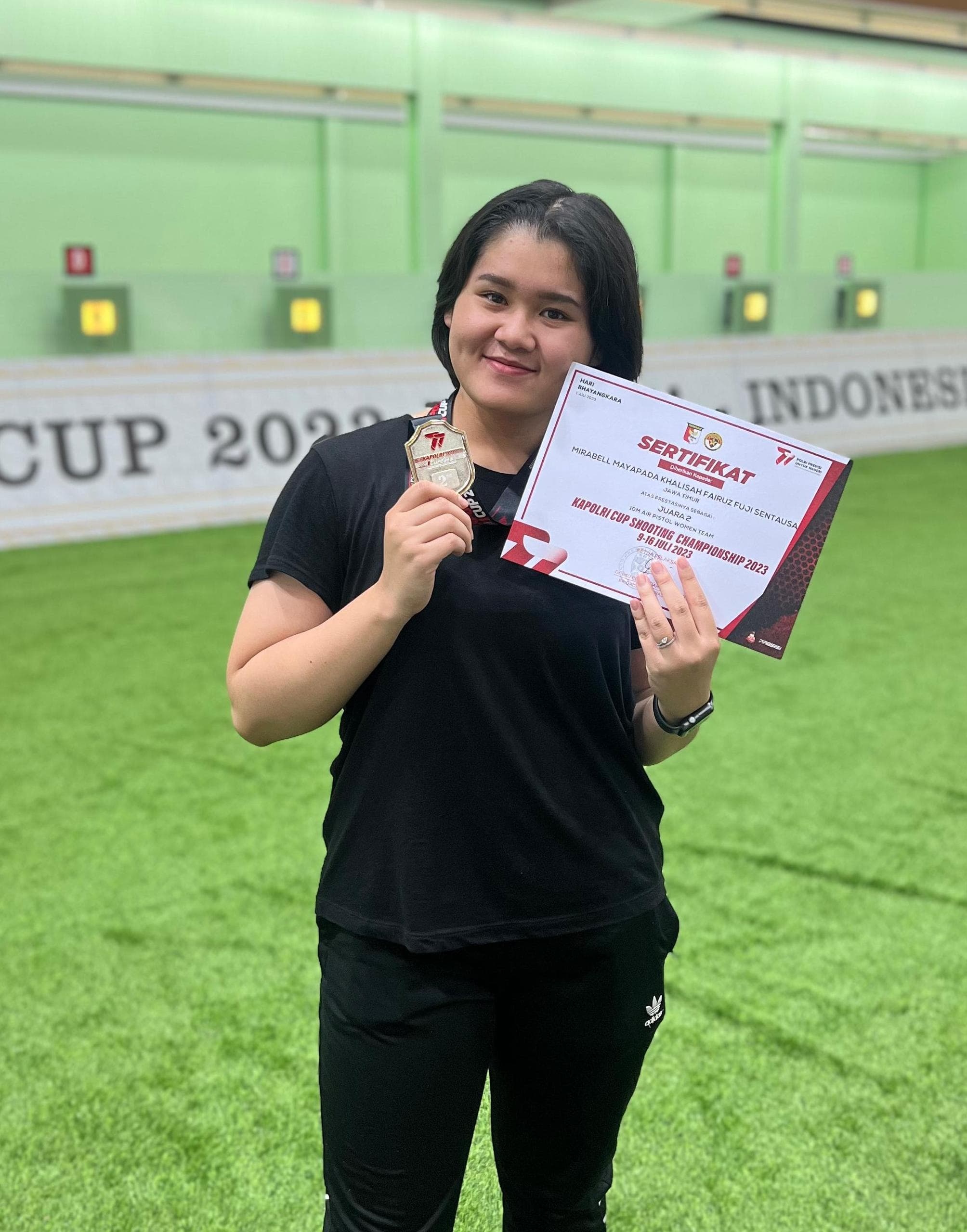 Bripda Mirabell Mayapada Khalisah Fairuz FS, Bintara  Satuan Fungsi Sipropam Polres Gresik.