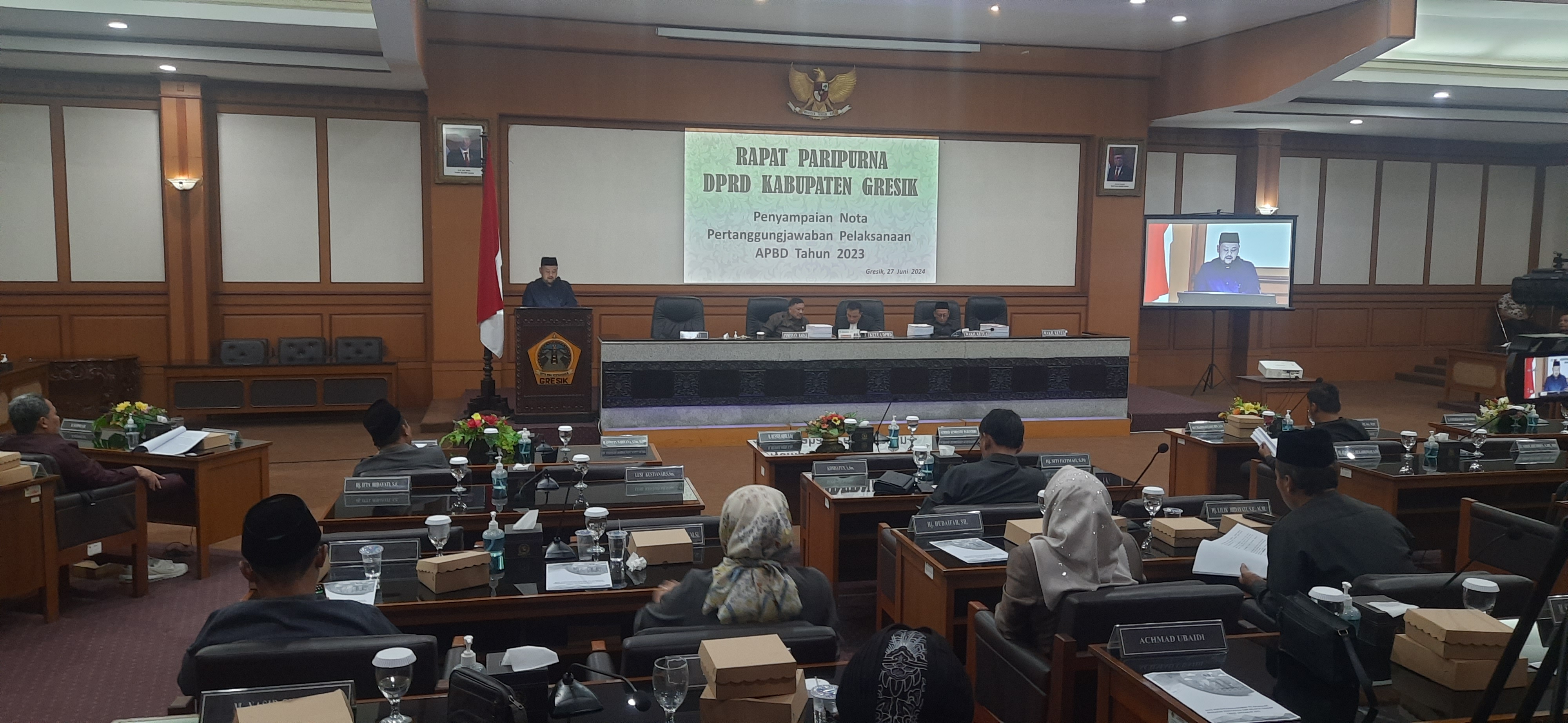 DPRD Gresik menggelar rapat paripurna penyampaian Nota Pertanggungjawaban Pelaksanaan APBD 2023.