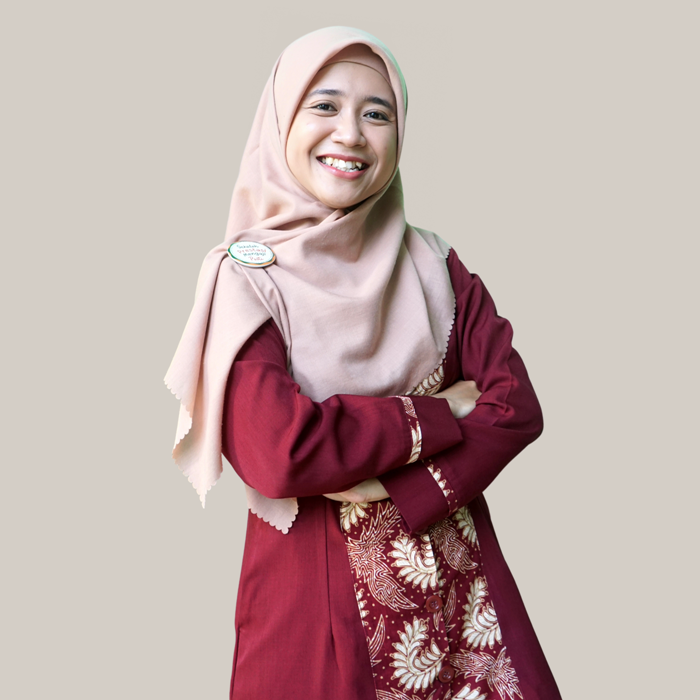Firdausi Nuzula, Guru Bahasa Inggris SD NU Nurul Ishlah
