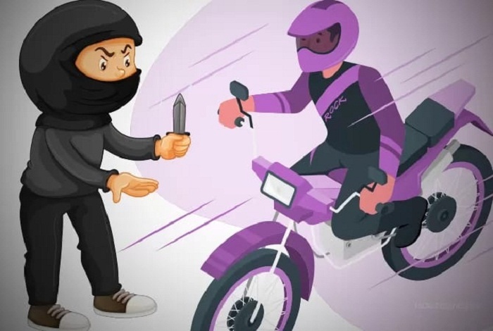 CURANMOR: Seorang motor penjual seblak digasak kawanan maling di Driyorejo.