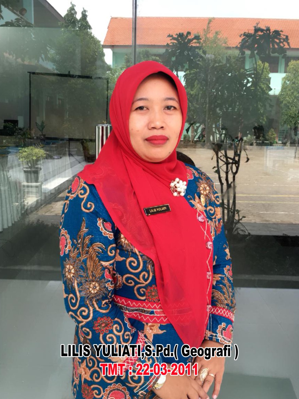 Lilis Yuliati, Wakil Kepala Sekolah Bidang Kurikulum di SMAN 1 Wringinanom, Gresik.
