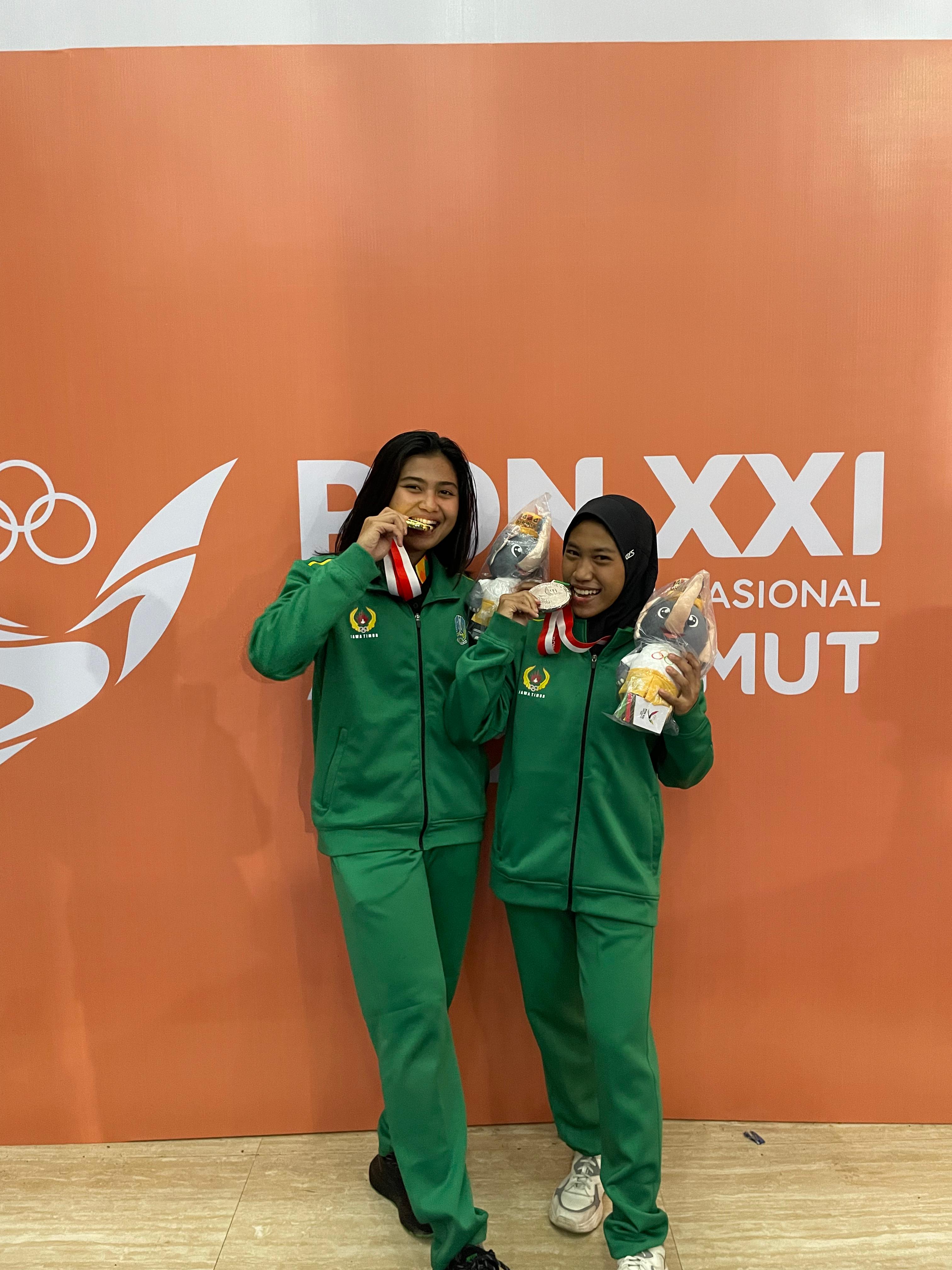 Dua Atlet Muaythai asal Gresik  raih medali emas dan perak antarkan Jawa Timur jadi juara umum.