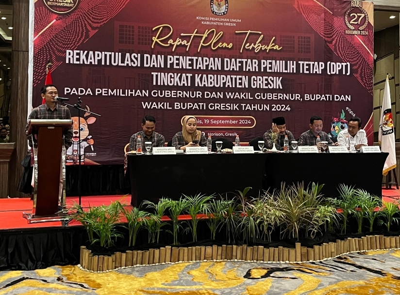 KPU Gresik saat menggelar rapat rekapitulasi dan penetapan Daftar Pemilih Tetap (DPT) beberapa waktu lalu.