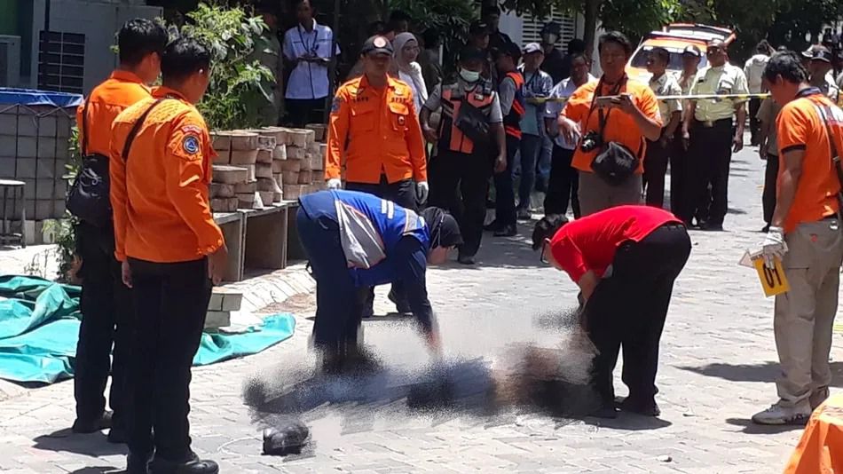 TRAGIS: Mahasiswa Petra ditemukan tewas loncat dari gedung