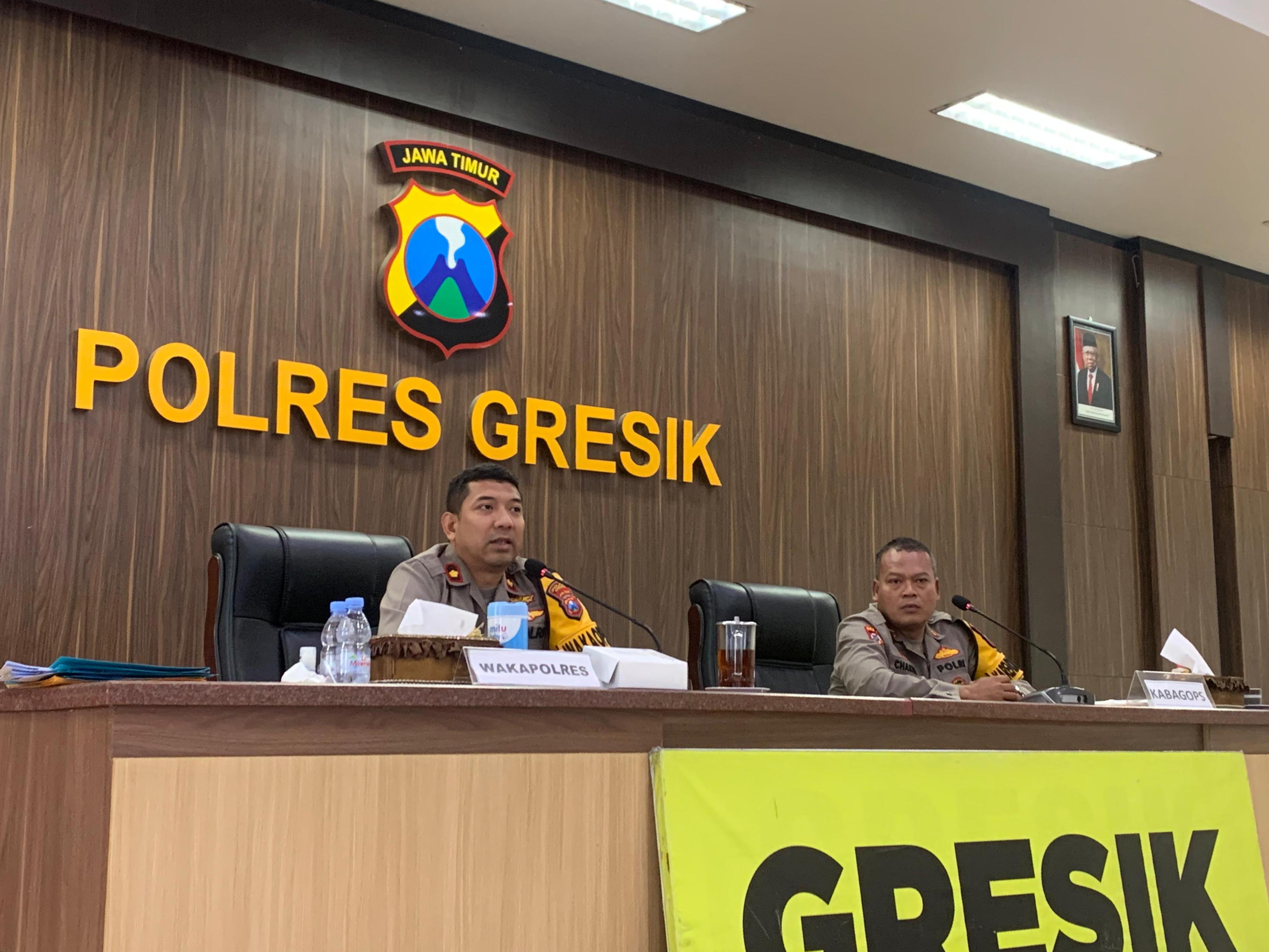 PRA OPS ZEBRA SEMERU: Polres Gresik saat menggelar Lat Pra Ops Zebra Semeru 2024 di Gedung SAR Rupatama di Mapolres Gresik, Jumat (11/10).