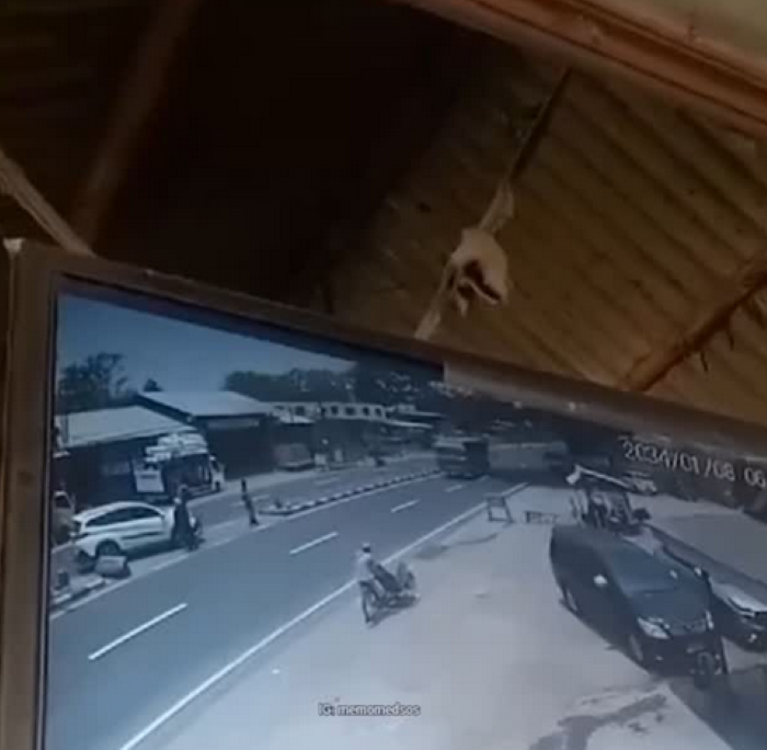 Tragis: Kecelakaan melibatkan empat kendaraan
