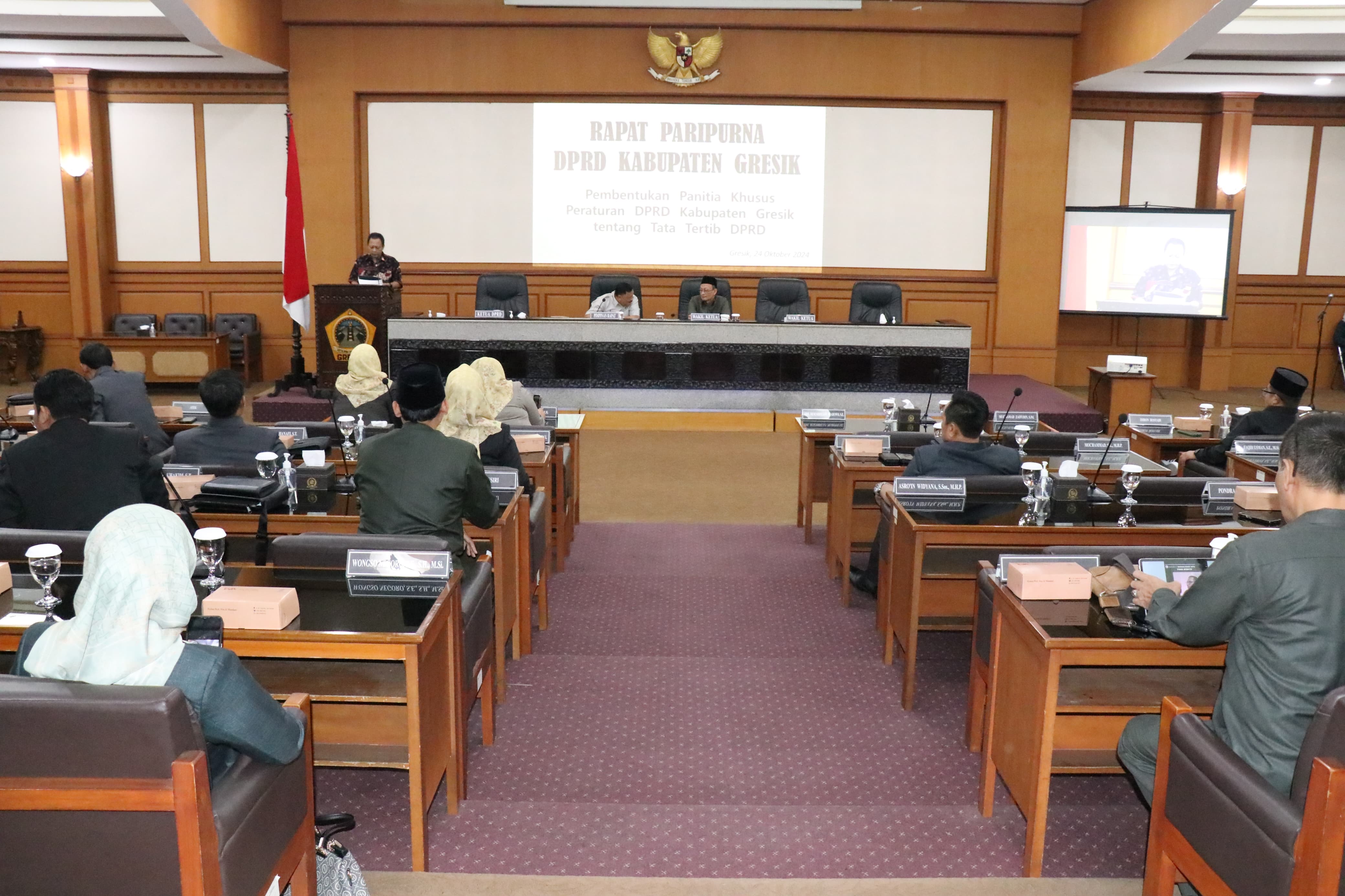 DPRD Gresik menggelar rapat paripurna pembentukan Pansus Tata Tertib.