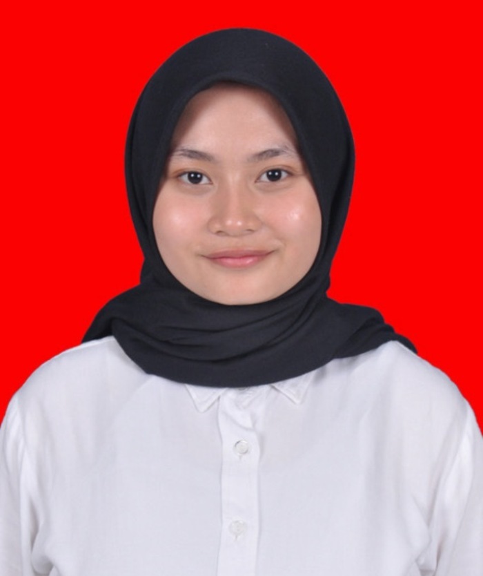 Alifah El Karimah, Mahasiswa Ilmu Politik Universitas Airlangga