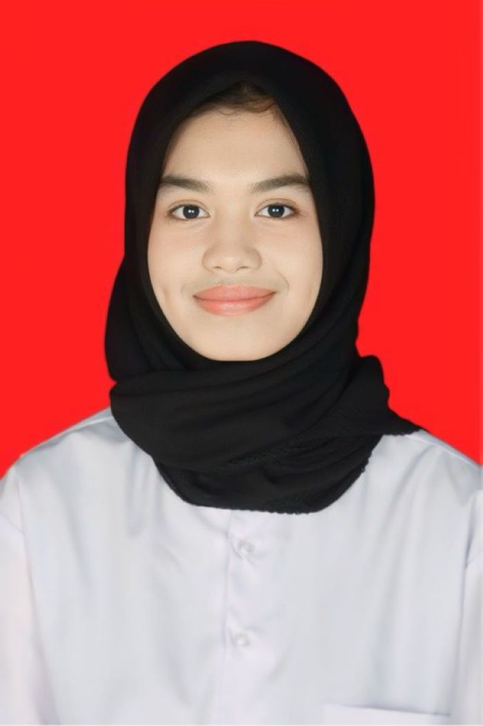 Mahasiswa Fakultas Kedokteran Unair Salsabila Hana