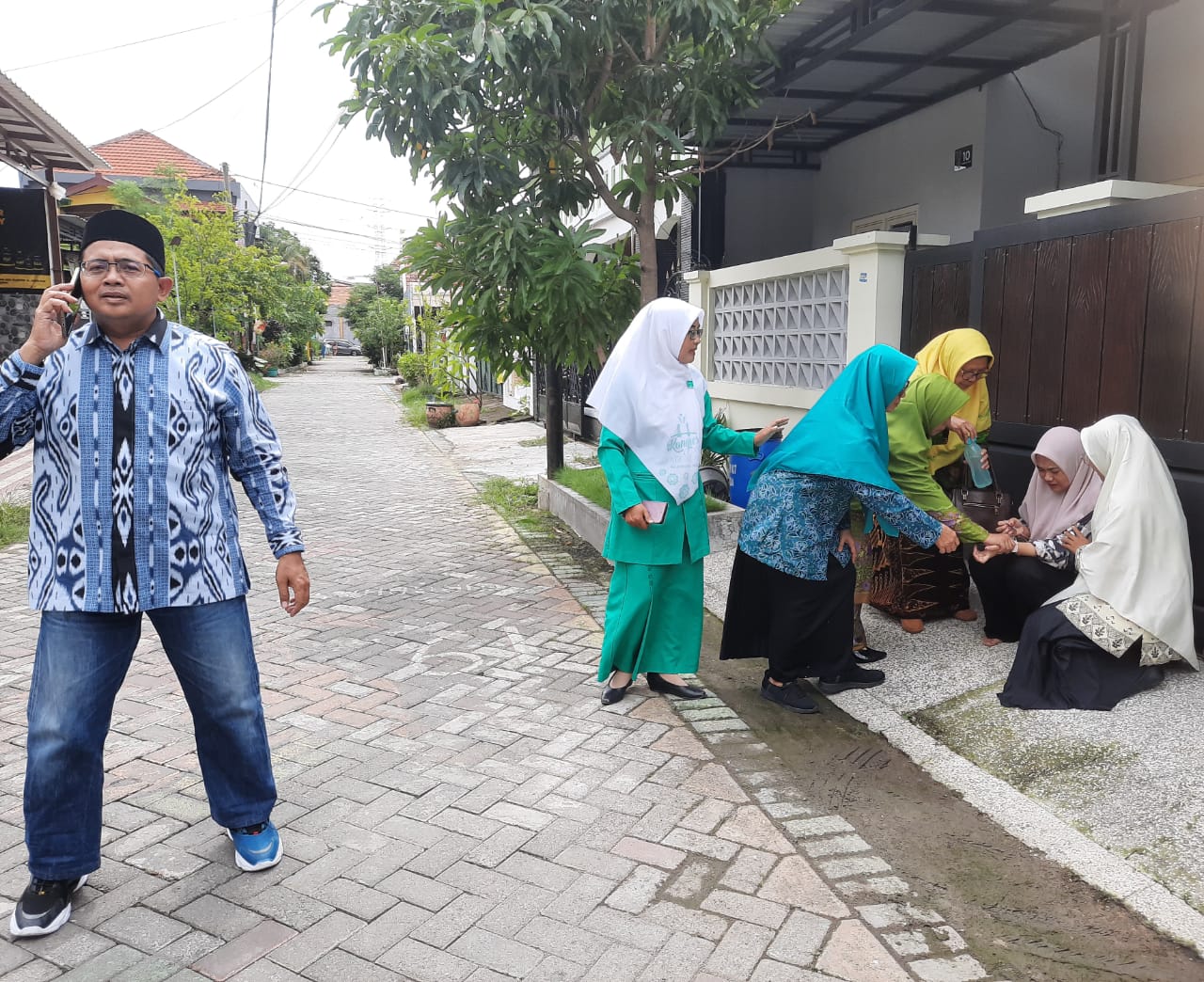 Tim Sigap KBPPPA bersama seluruh ormas langsung melakukan penjangkauan (penjemputan-red) kepada korban.