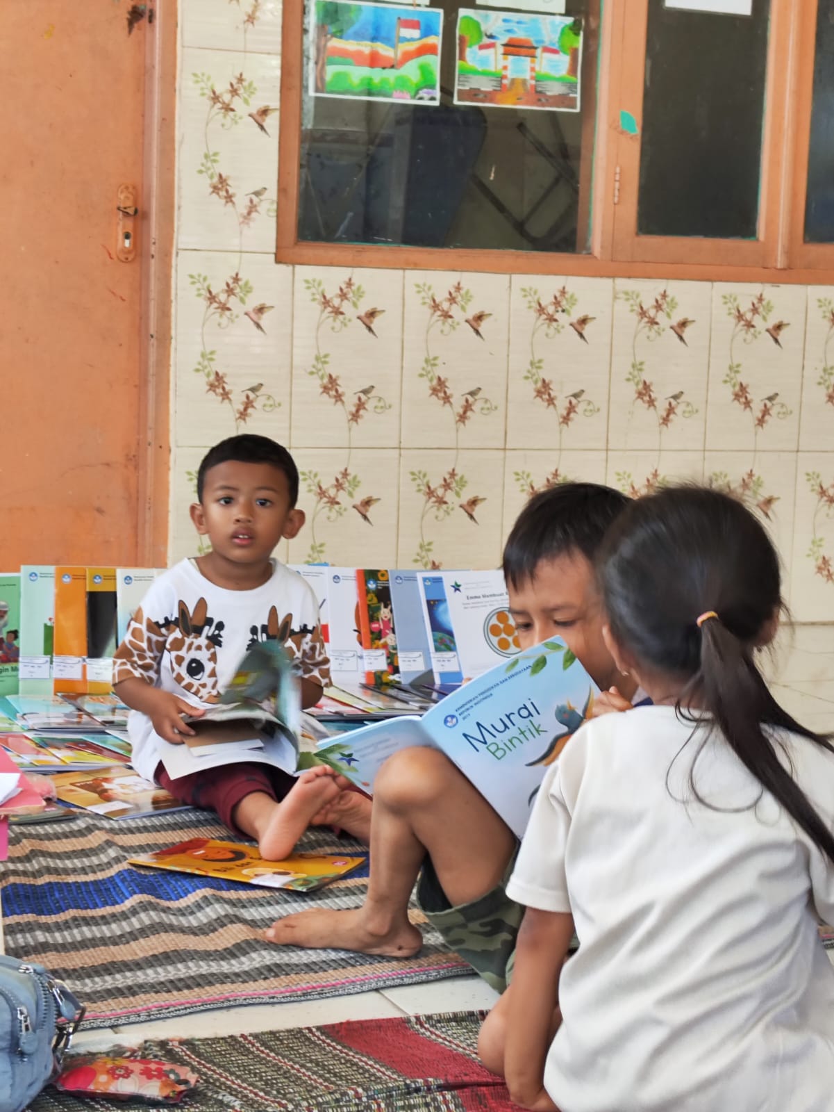 WAWASAN BARU : Taman Baca hadir sebagai jawaban atas keluhan para ibu mengenai kecanduan gadget dan waktu bermain yang tak terkendali pada anak-anak.