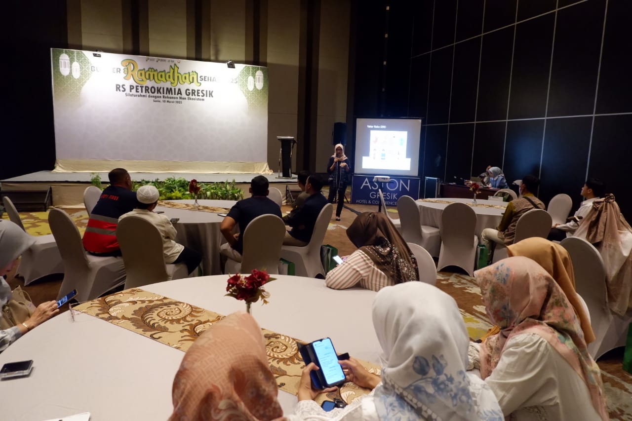 HEALTH TALK : RS Petrokimia Gresik Gelar Health Talk Tips Ampuh Cegah Maag Saat Puasa Bagi Pekerja dengan narasumber dr. Rusdiana Ekawati.,Sp.PD