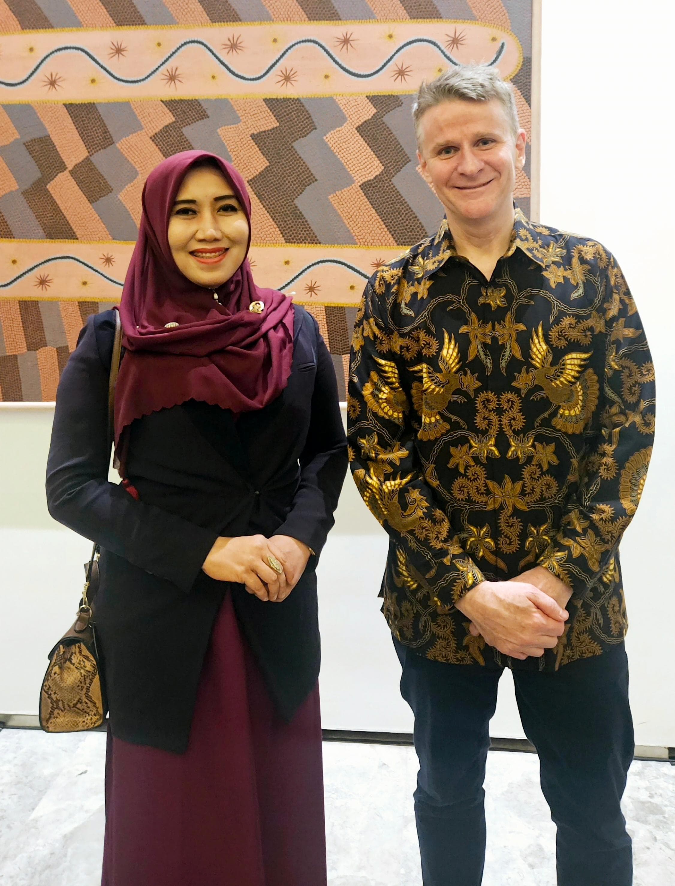 Duta Besar Australia untuk Indonesia, Mr. Roderick bersama dr Lia Istifhama