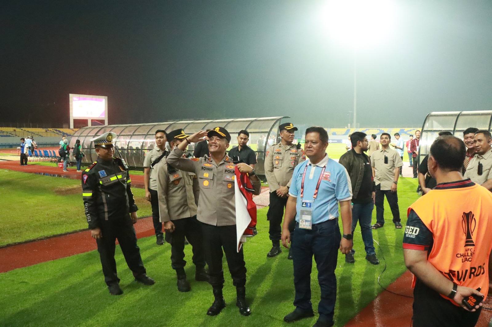 LANCAR: Pertandingan perempat final leg kedua AFC Challenge Cup antara Madura United melawan Tainan City (Taipei) di Stadion Gelora Joko Samudro, Gresik berjalan lancar, Kamis (14/3).