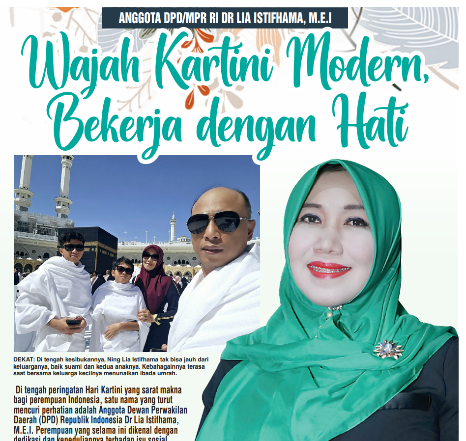 Lia Istifhama bersama keluarga saat umrah pekan lalu