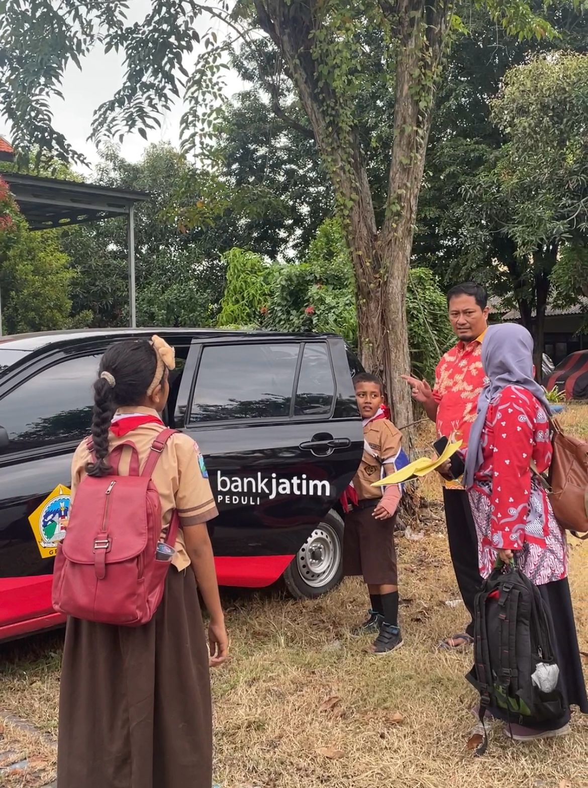 LANGKAH NYATA : Peserta Didik Penyandang Disabilitas (PDPD) kini memiliki kemudahan akses  melalui layanan antar jemput gratis dari UPT LP ABK Dinas Pendidikan Gresik