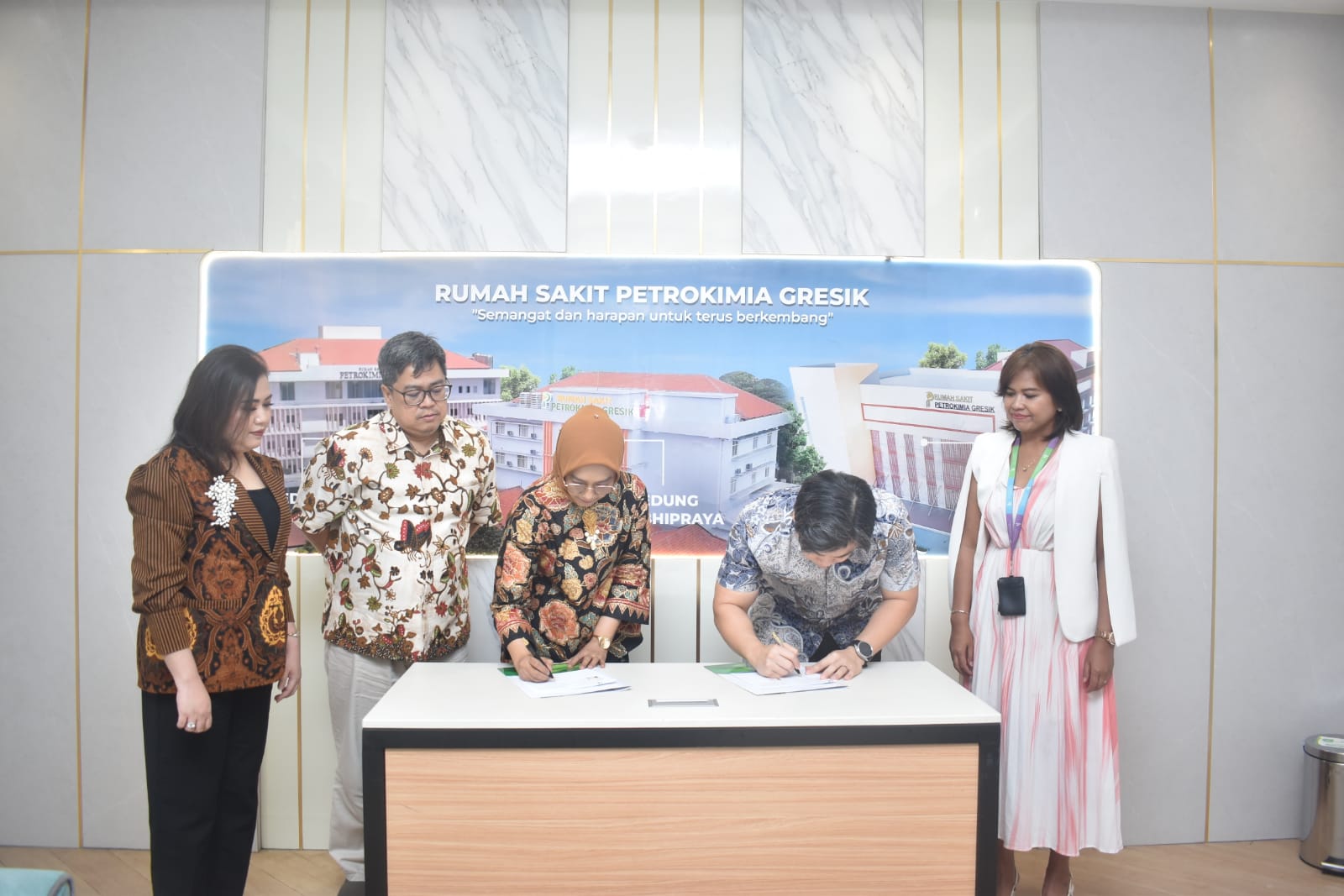 PT Petro Graha Medika (PGM) RS Petrokimia Gresik Grup resmi bekerja sama dengan Parkway Hospitals Singapore (IHH SG), holding rumah sakit internasional ternama.