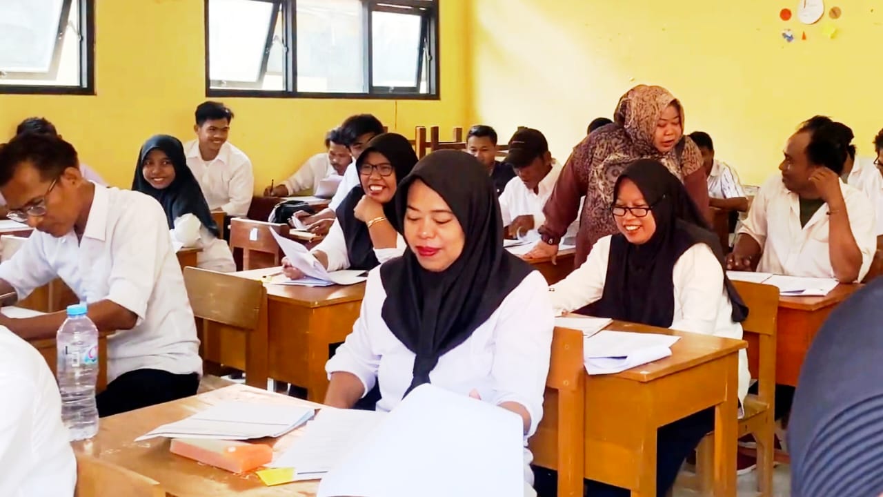 AKSELERASI PENDIDIKAN: Peserta Didik Jaketku mengikuti pelatihan las pasca ujian sekolah.