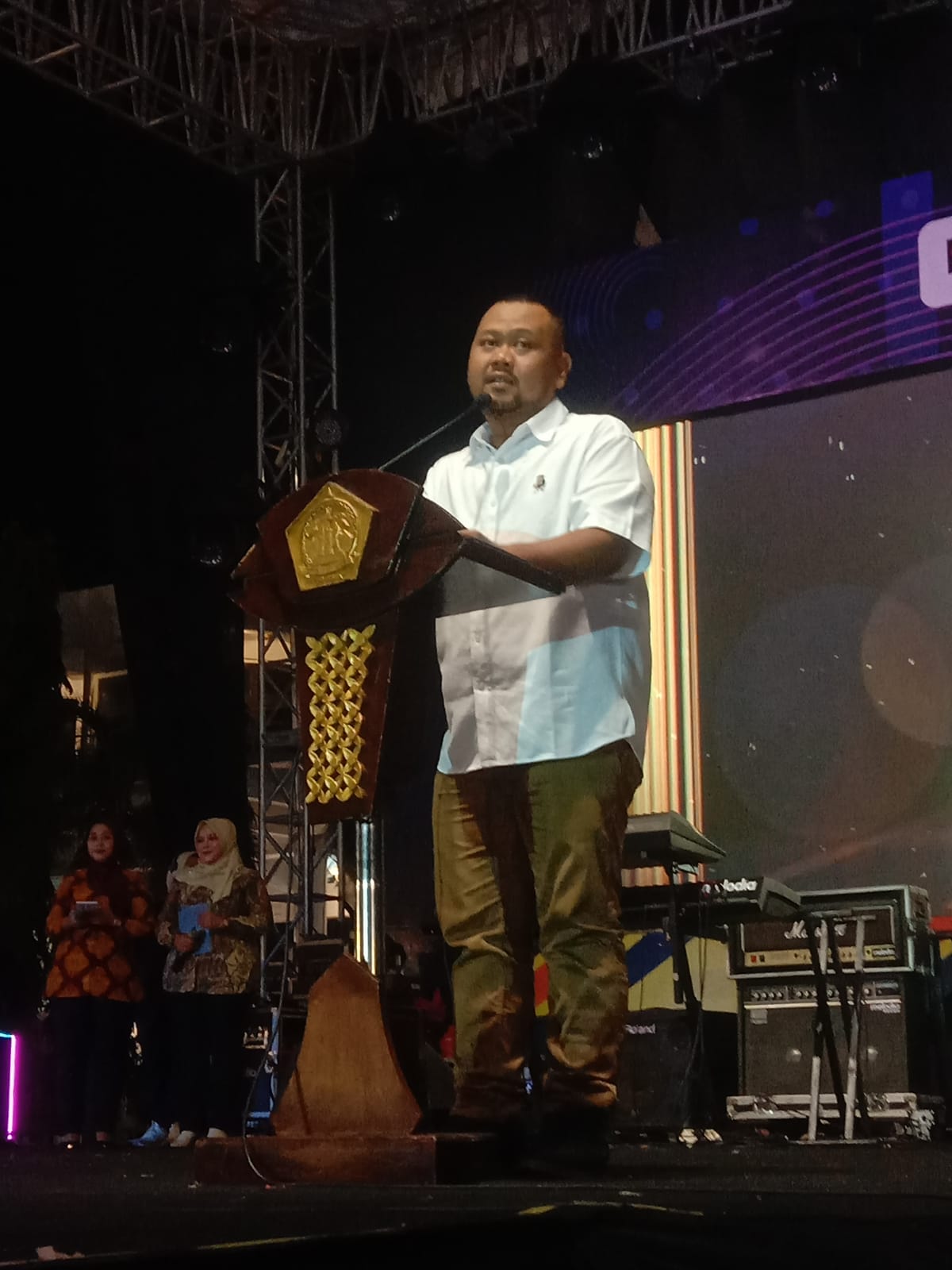 KOMITMEN: Bupati Gresik, Fandi Akhmad Yani, menegaskan bahwa isu lingkungan menjadi perhatian serius pemerintah daerah, sejalan dengan arahan Presiden Republik Indonesia, Prabowo Subianto.