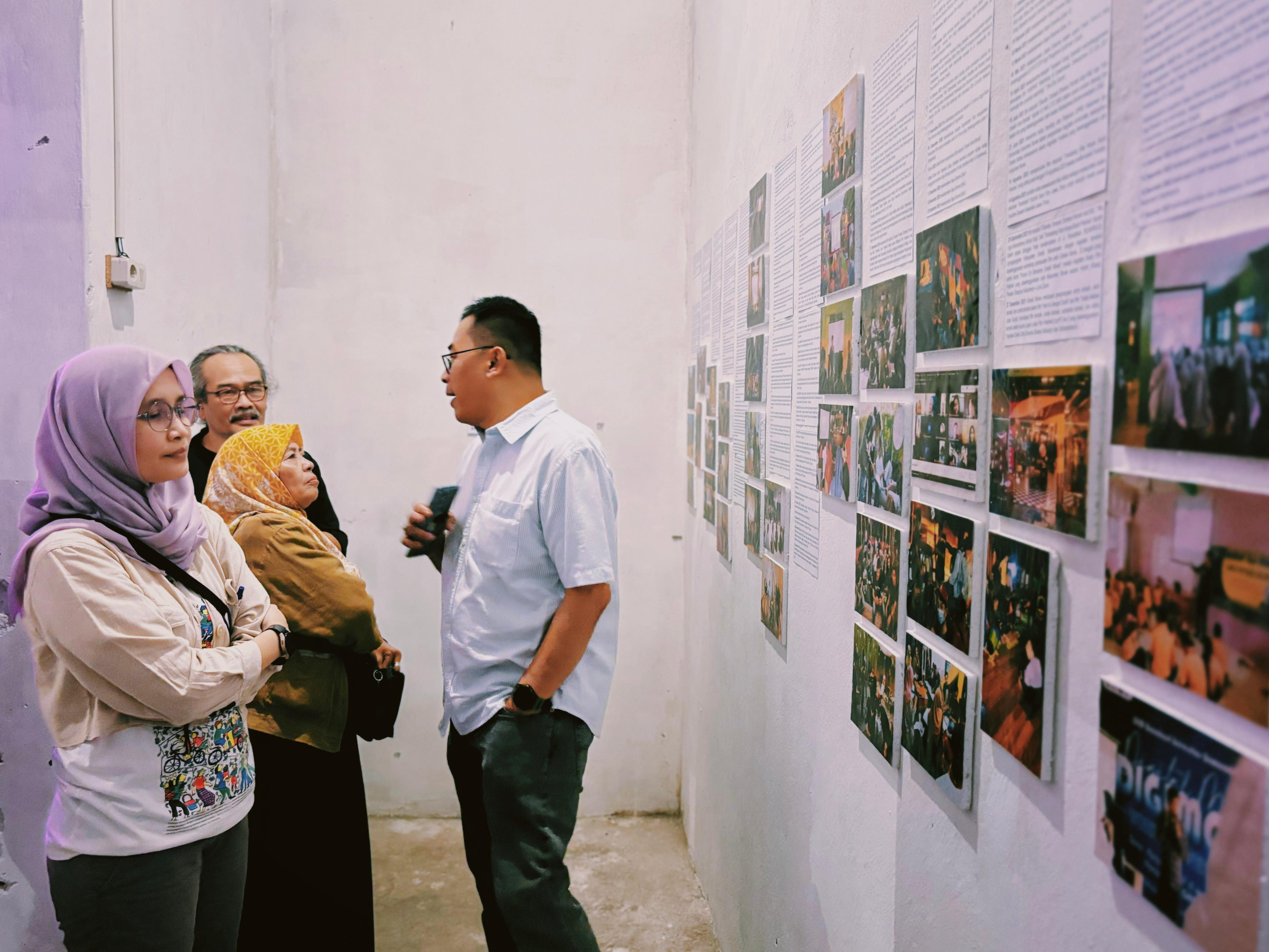 MELIHAT : Pameran layar berkembang yang disuguhkan oleh komunitas