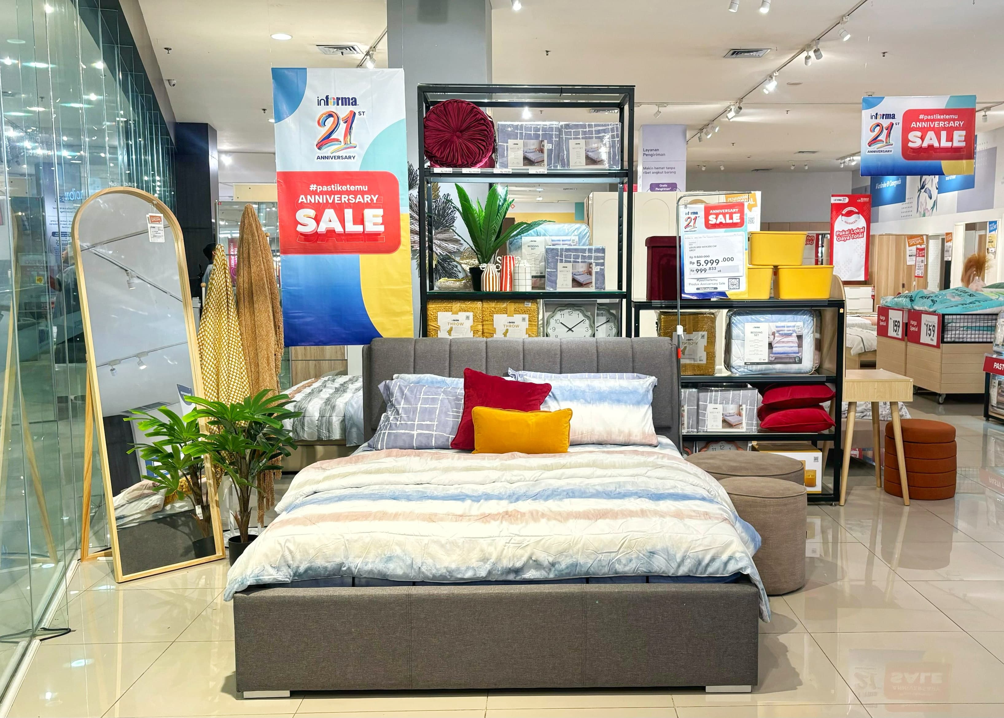 INFORMA ICON MALL GRESIK merekomendasikan Tempat Tidur LOUIS dengan kompartemen penyimpanan tersembunyi, kamar Anda bebas dari tumpukan barang.