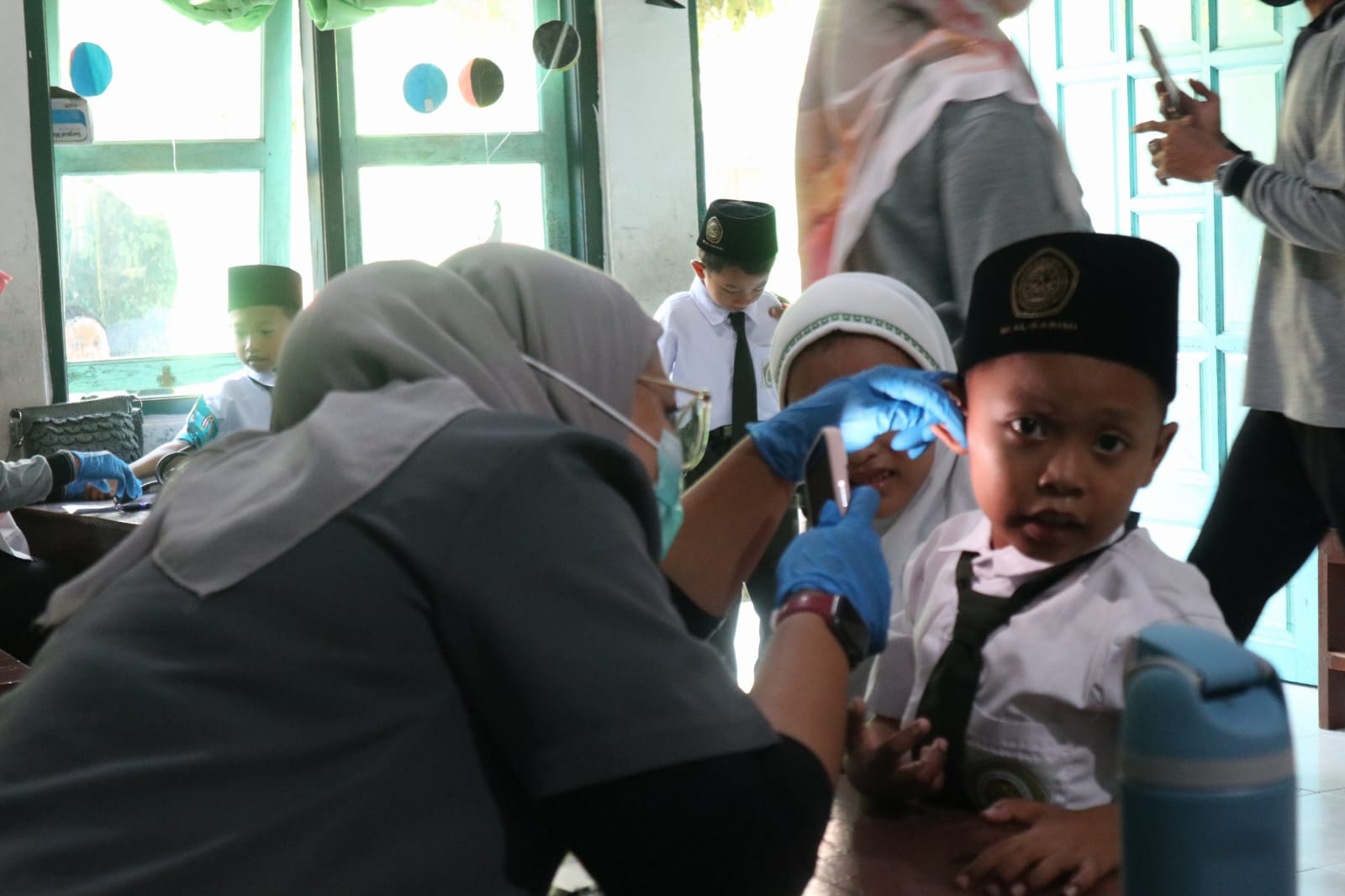 Puskesmas Mentaras Gelar Pemeriksaan Kesehatan Gratis di Madrasah untuk Dukung Deteksi Dini Penyakit
