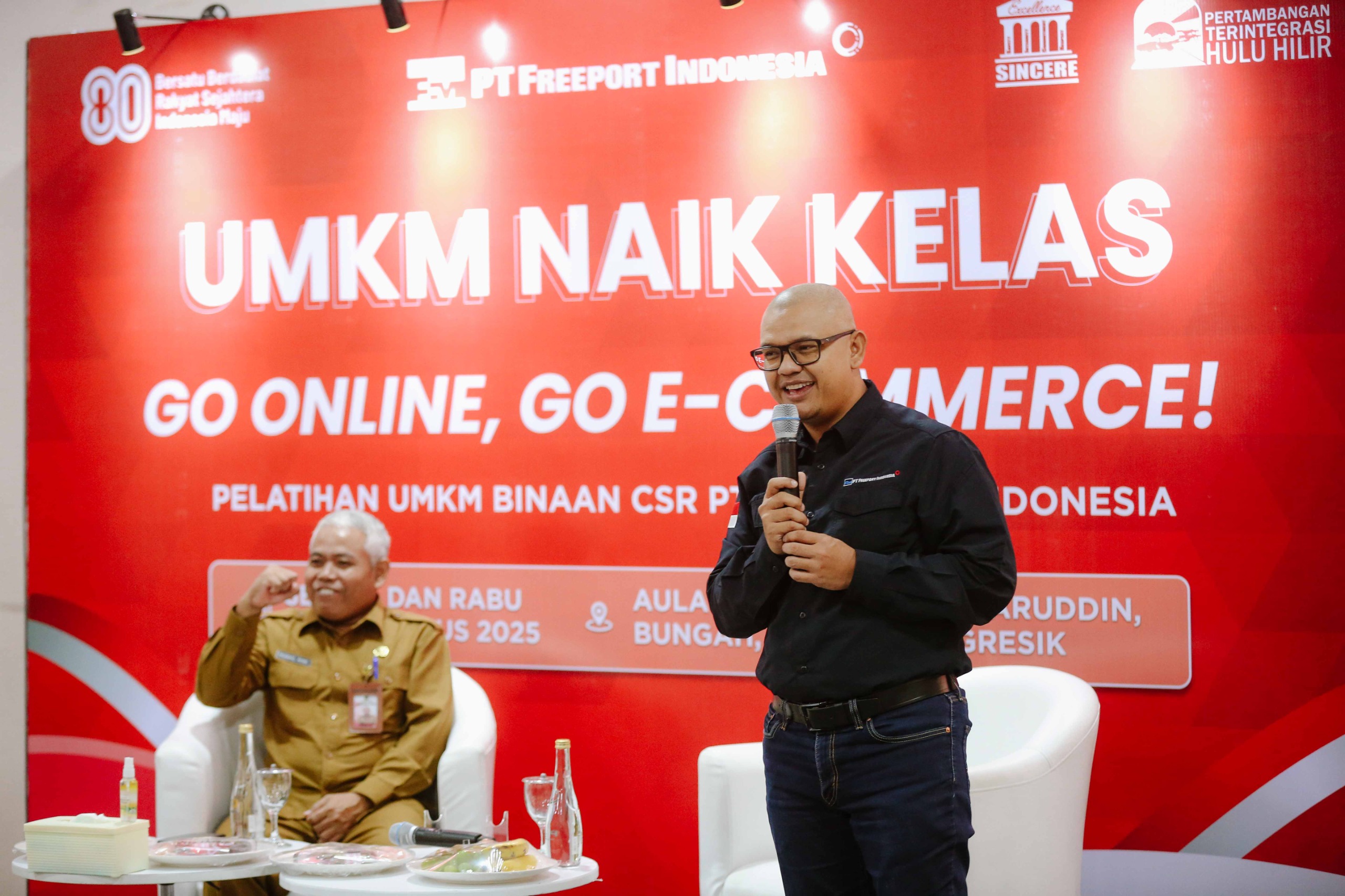 PT Freeport Indonesia (PTFI) menggelar Pelatihan Digital bagi sembilan UMKM binaan pada (05-06/08) di Universitas Qomaruddin, Gresik.