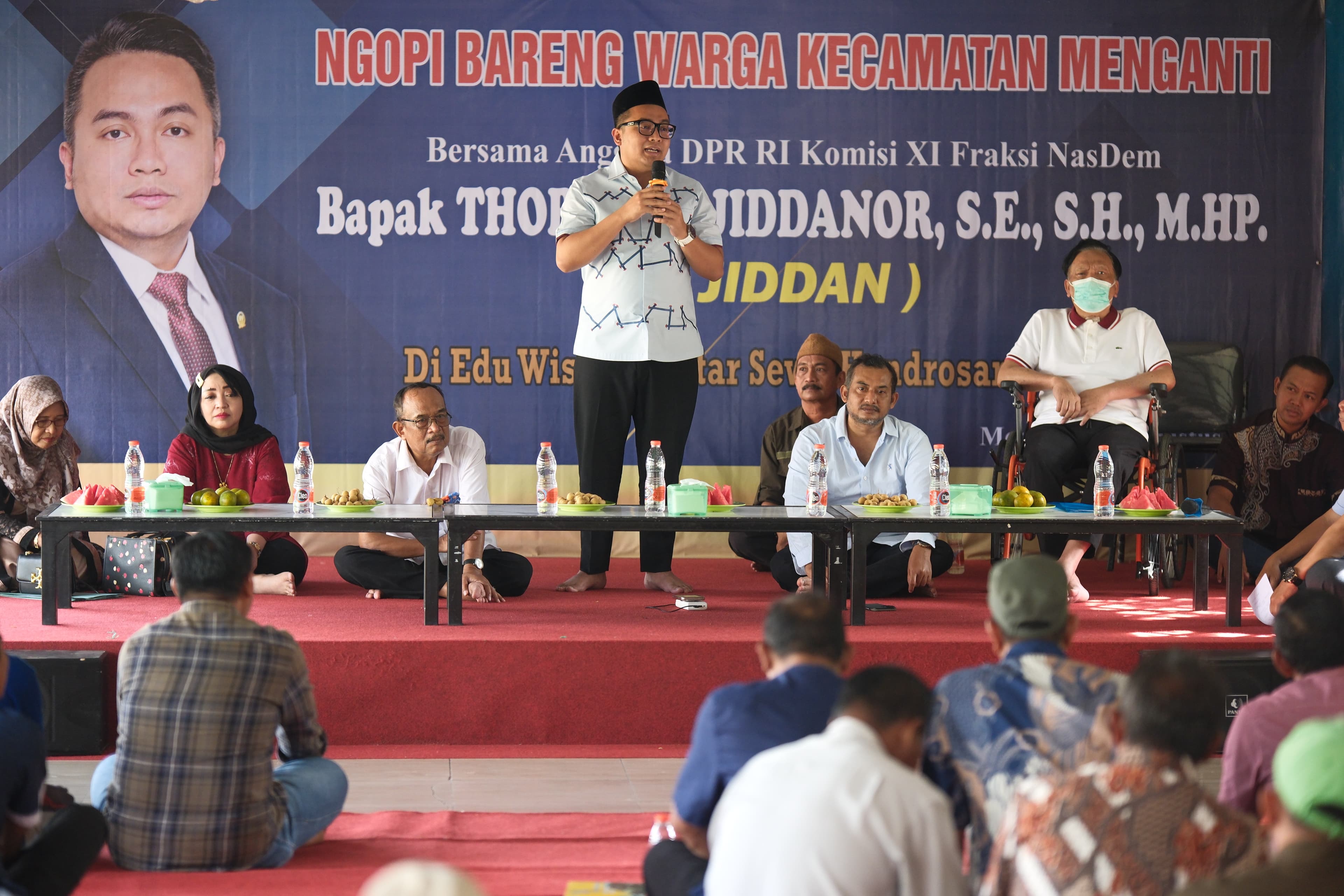 Anggota DPR RI Jiddan reses di Menganti, serap aspirasi warga soal pelayanan bea cukai yang dinilai tidak humanis bagi jamaah umroh.